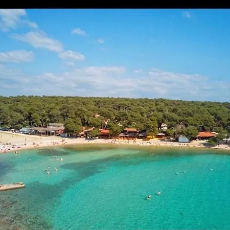 New Lunabay Mobile مكان تخييم